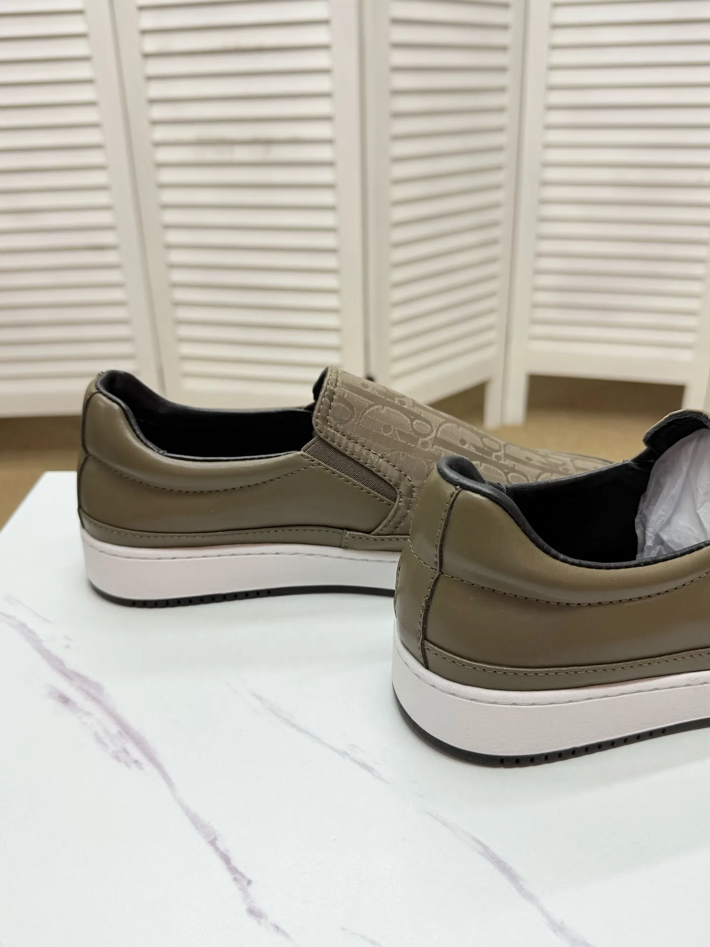 Men's clothing and shoes 210. (DIOR-Dior) casual sports shoes, official website synchronization, counter quality, fashionable and simple classic style, original outsole, size: 39-44 (45, 46 customized, non-refundable) Yh